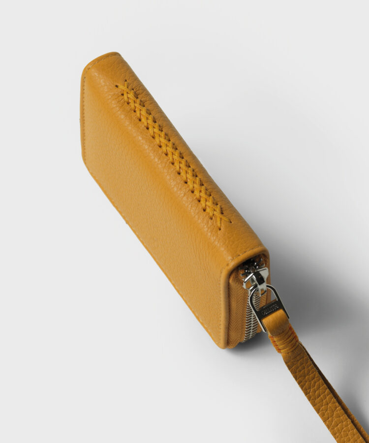 Mini Zipped Wallet in Crocus Grained Leather