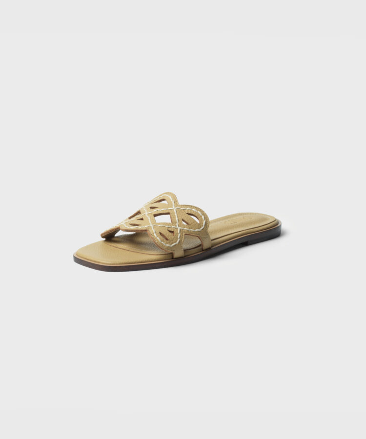 Hera Sandals in Magnolia Grained Leather