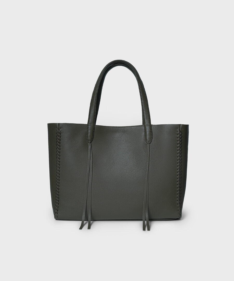 Medium Tote in Black Grained Leather - Callista