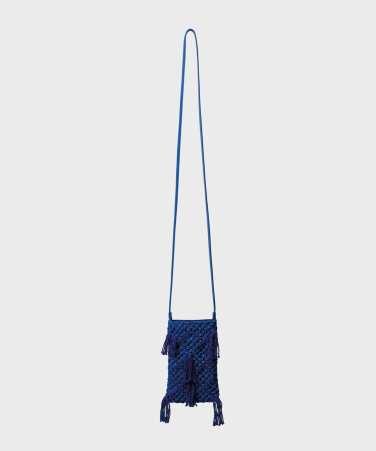 Pocket Bag in Blue Tassel Raffia